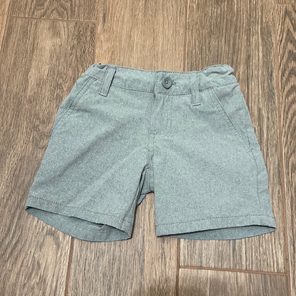 🧡 boy’s Cat & Jack shorts